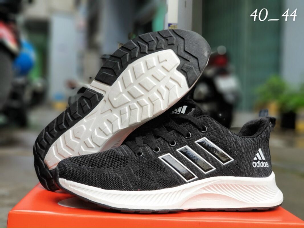 Giày Adidas Nam V34 đen trắng