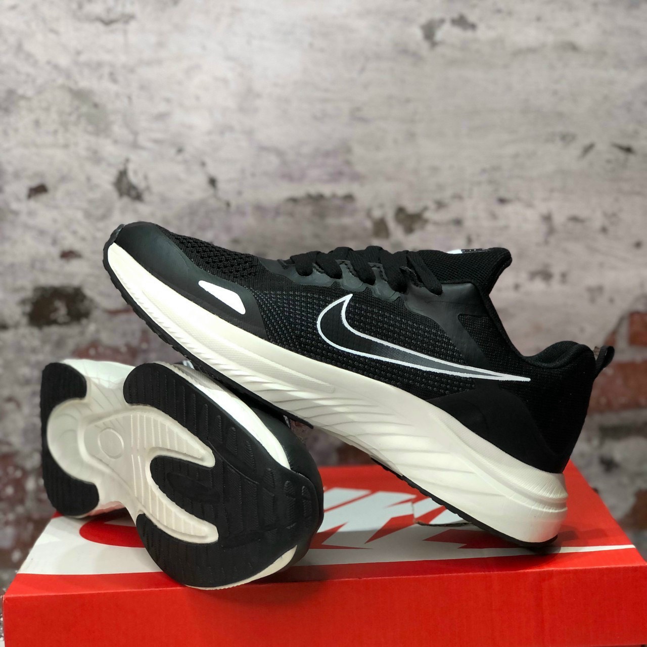 Giày Nike Nam đen Trắng F74