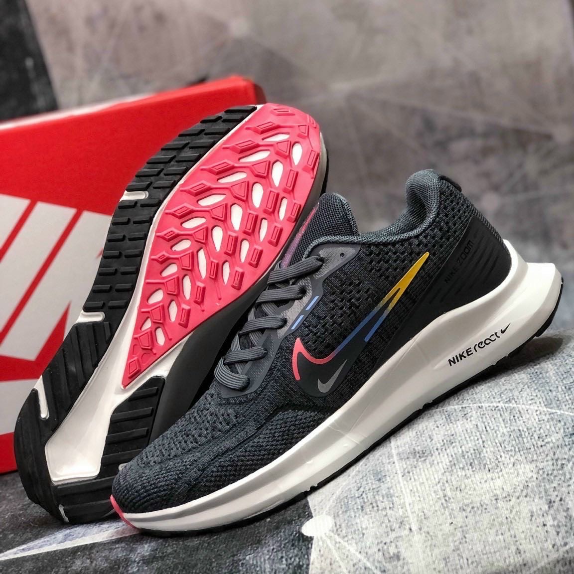 Giày Nike Nữ đen F89