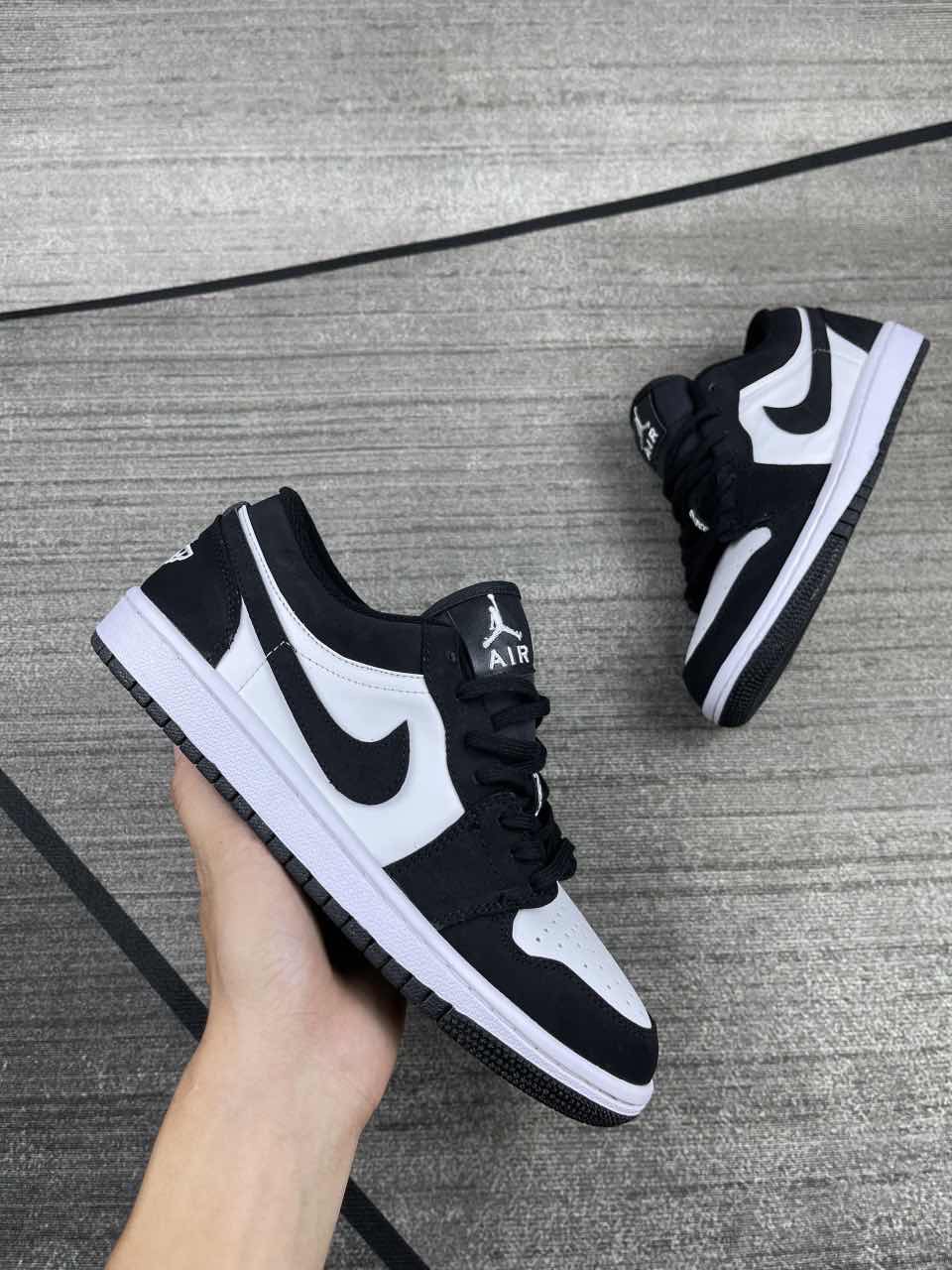 Giày Nike Air Jordan Panda Low 11