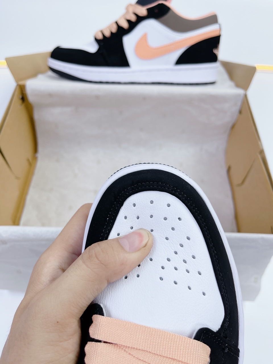 Giày Nike Jordan Cổ Thấp Nữ Peach
