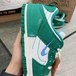 Logo Và Chi Tiết Được Thêu May Rất Tỉ Mỉ