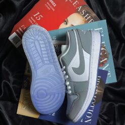 Giày Jordan 1 Low Wolf Grey - 4