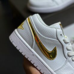 Giày Jordan 1 Metalic Gold - 7