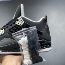 Phụ Kiện Giày Jordan 4 Đen Fear Black