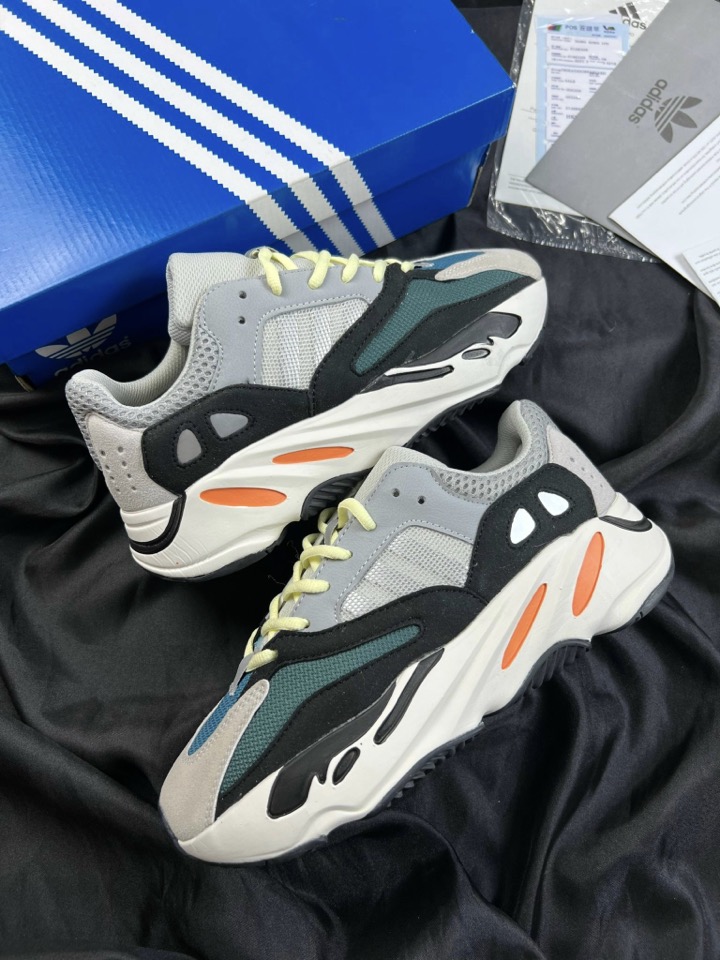 Giày Yeezy 700 Wave Runner Shop Giày Adidas Yeezy